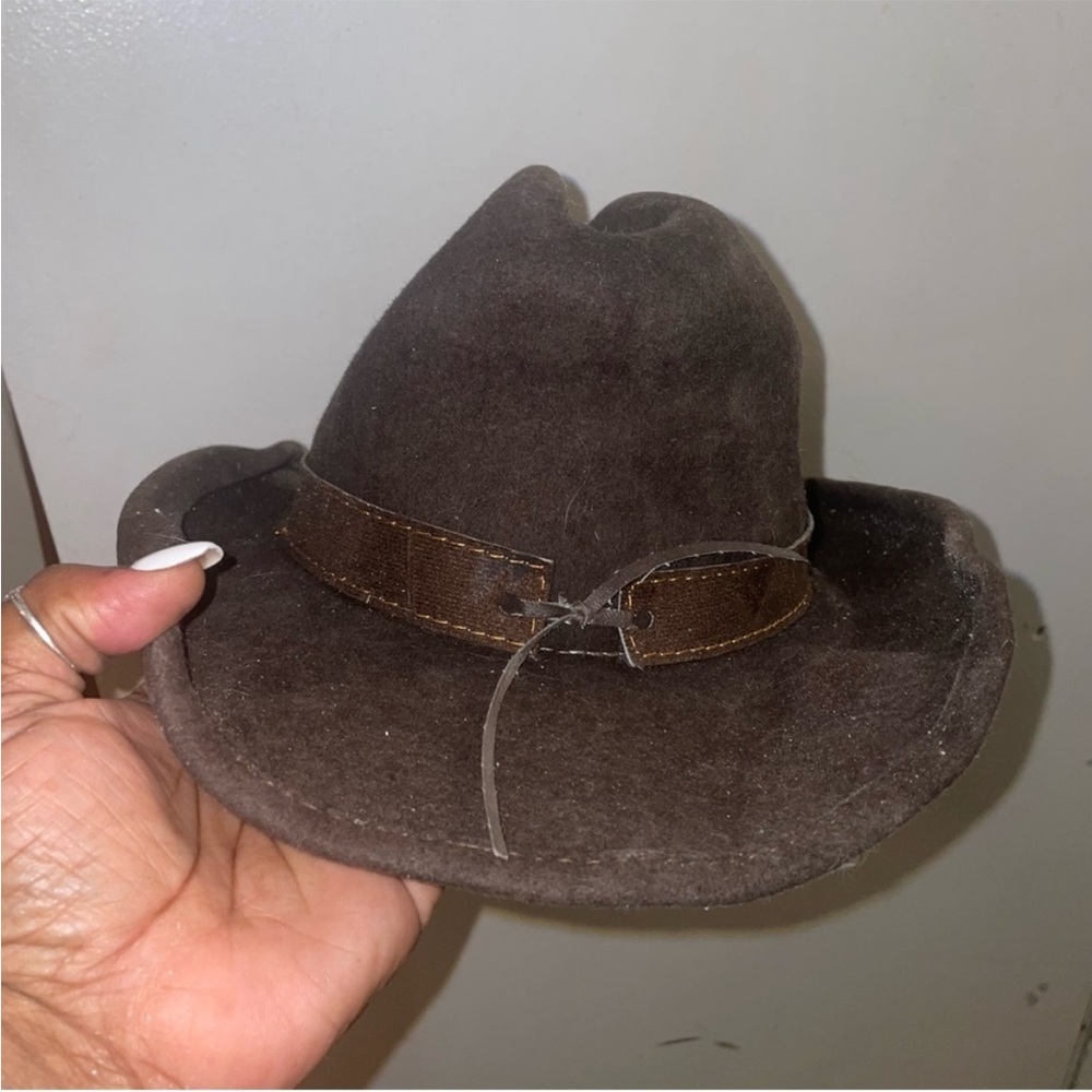Brown Wide-Brimmed Fedora Hat - Picture 5 of 5